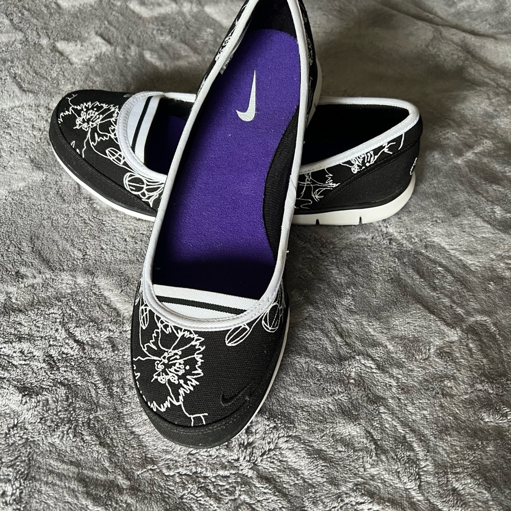 Nike Black Floral Slip-On Flats with Purple Insole